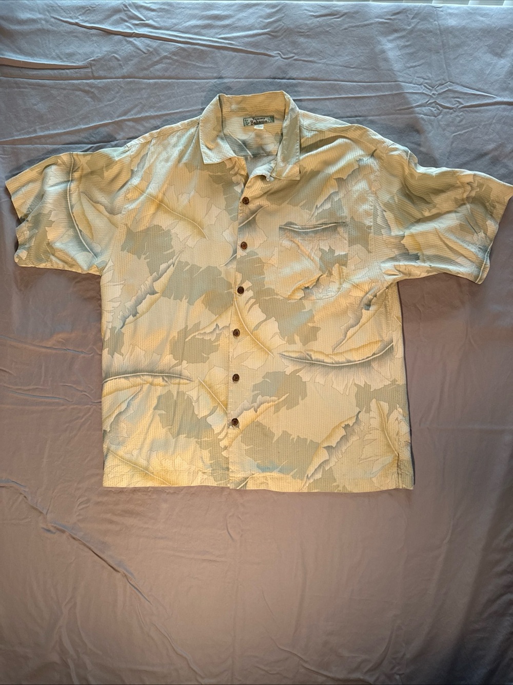 Vintage Tommy Bahama 100% silk button down shirt. XL